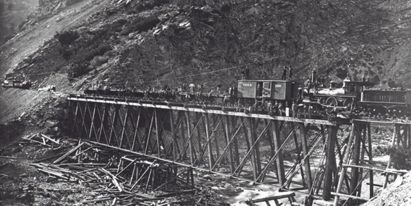 An image of the construction of a bridge for a railroad.