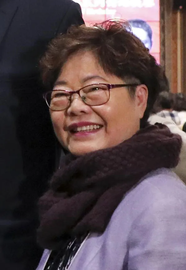Photograph of Alice Wong.