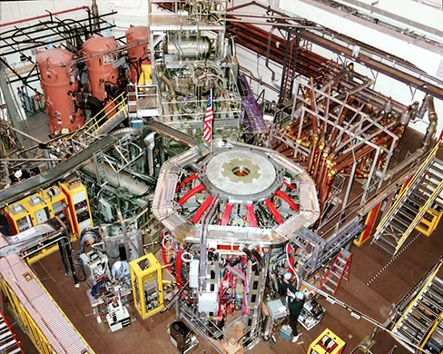 Zdjęcie NSTX tokomak