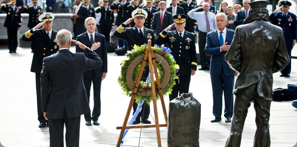  Hołd składany ofiarom strzelaniny w Washington Navy Yard,