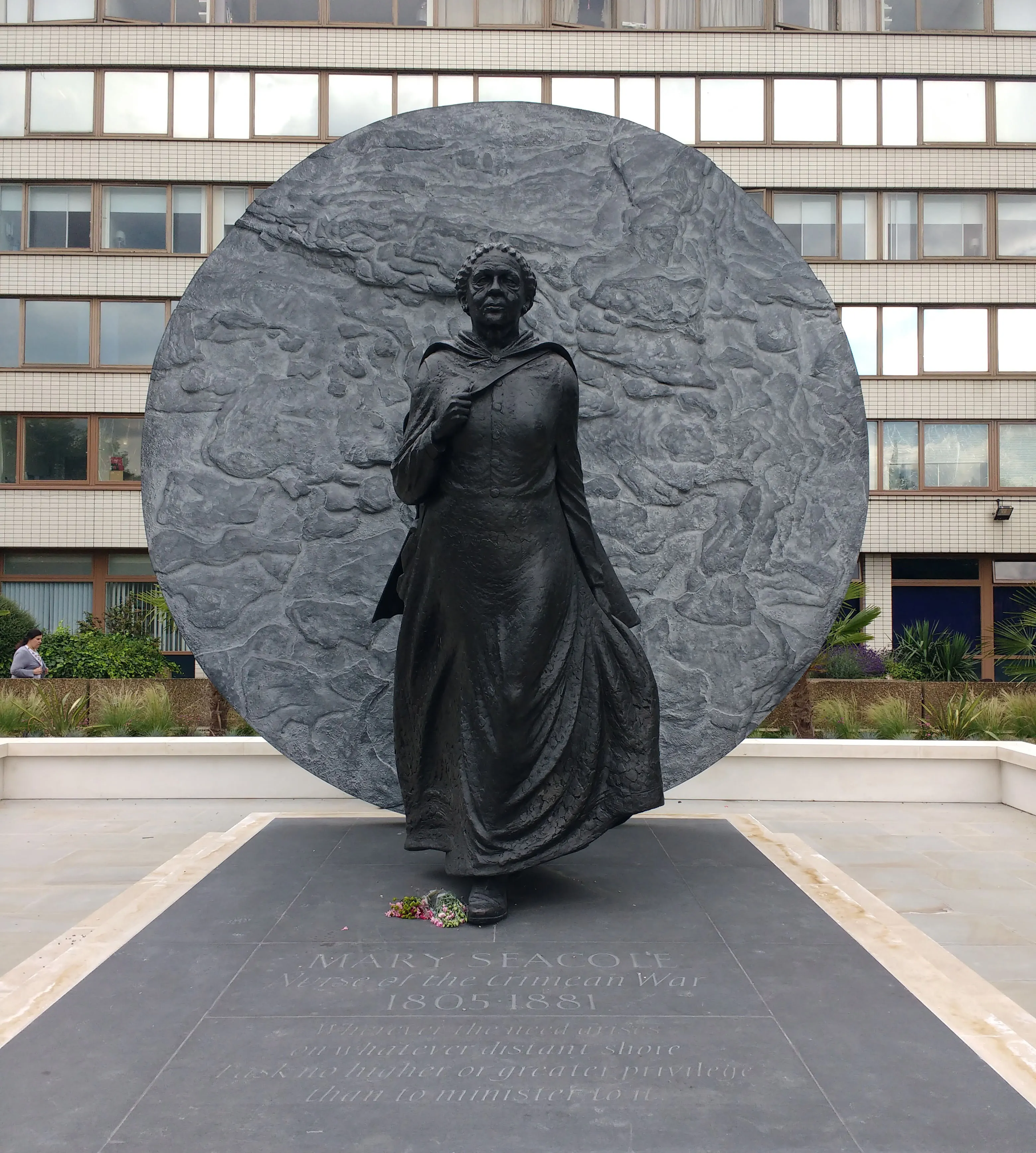 A photograph shows a statue of Mary Seacole.