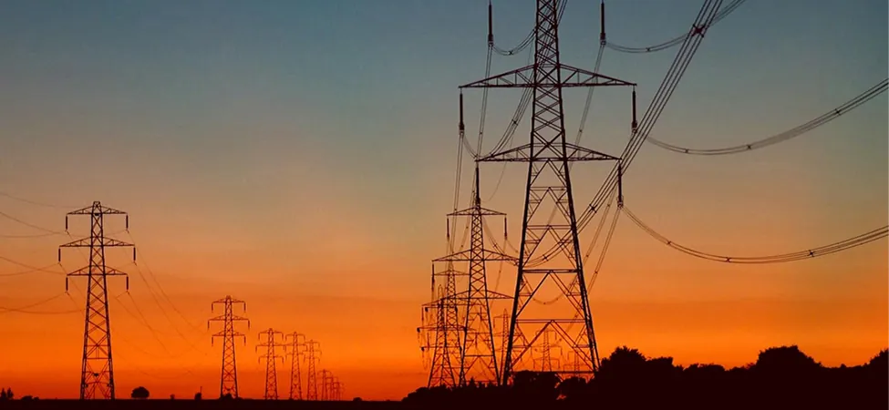 Fotografía de las líneas eléctricas.