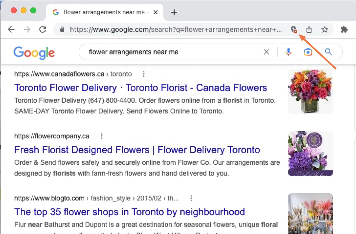 “flower arrangements near me” shows in the Google search bar. Three websites are shown below with images. At the top right, a red box with an “x” inside over it is highlighted.