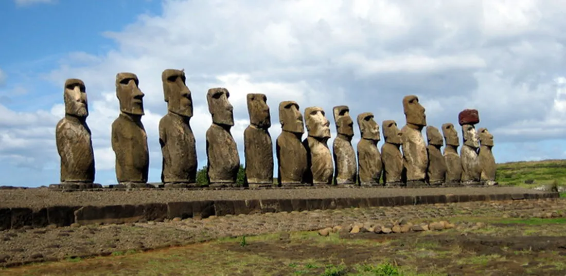 A photo shows stone statutes on Rapa Nui (Easter Island).