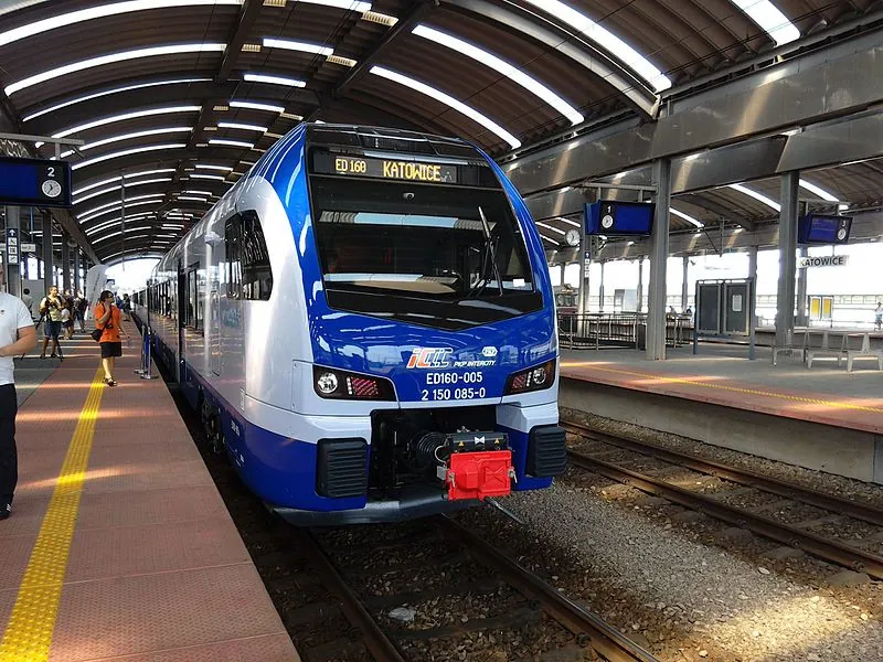 Zdjęcie pociągu wysokich prędkości FLIRT3