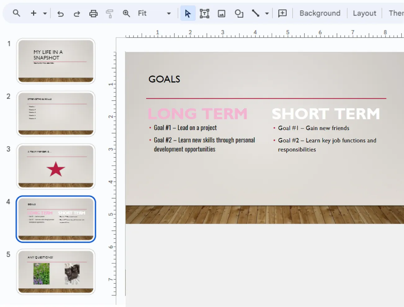 In the slide, two headers are displayed in two different styles (one is pink filled and the other is white filled). The fonts in the two lists are different from each other.